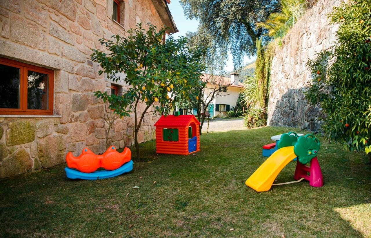 Casa Das Flores Amares Esterno foto